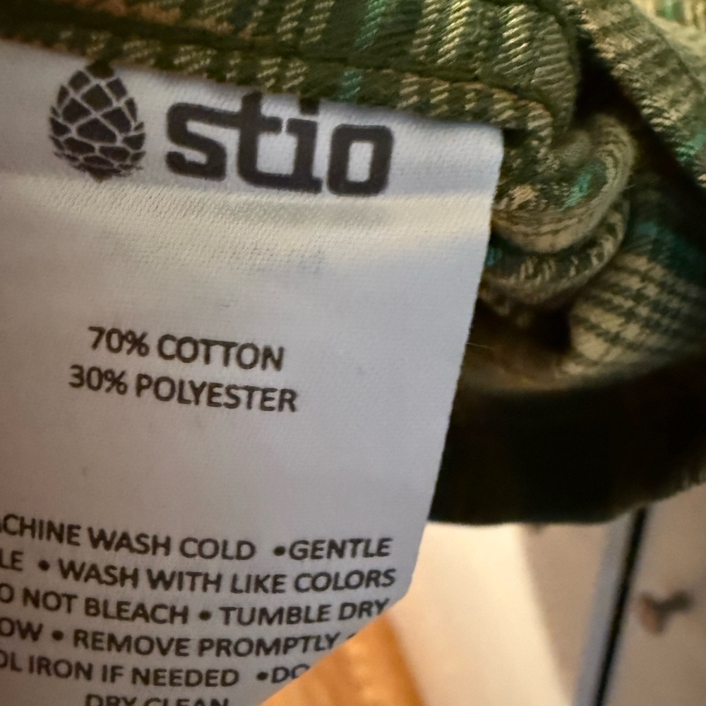 Stio Green and Yellow Flannel Plaid Button Down Shirt - Picture 9 of 11